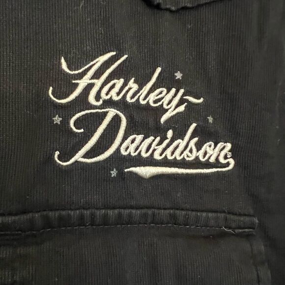 Womens Harley Davidson button down work shirt. - Picture 2 of 9